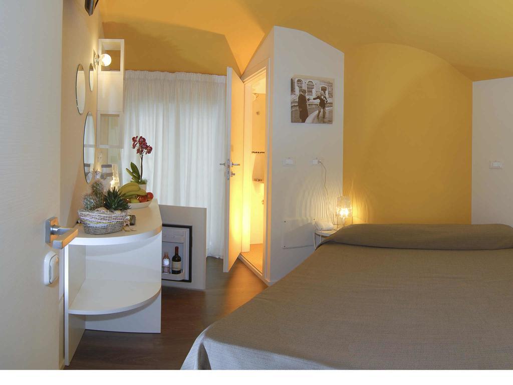 Hotel Casablanca Rímini Habitación foto